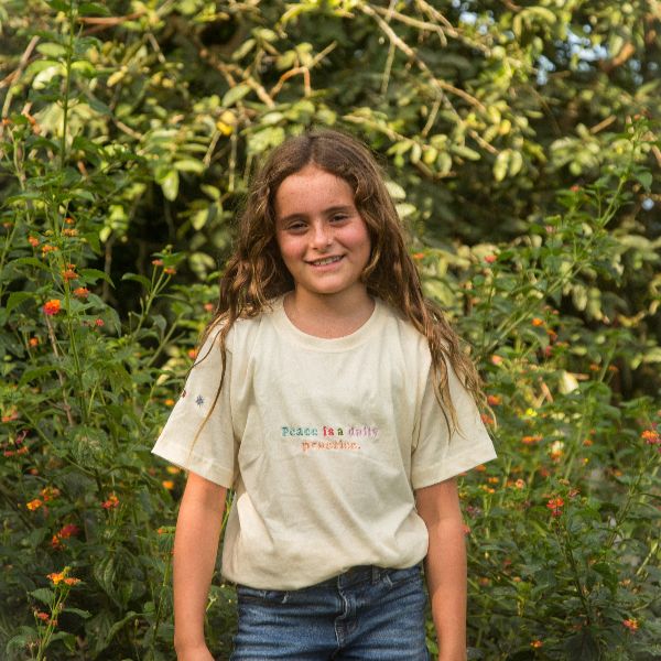Camiseta Manifiesto Peace is a Daily Practice