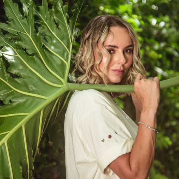 Camiseta Manifiesto Ser Valiente También es Pedir Ayuda