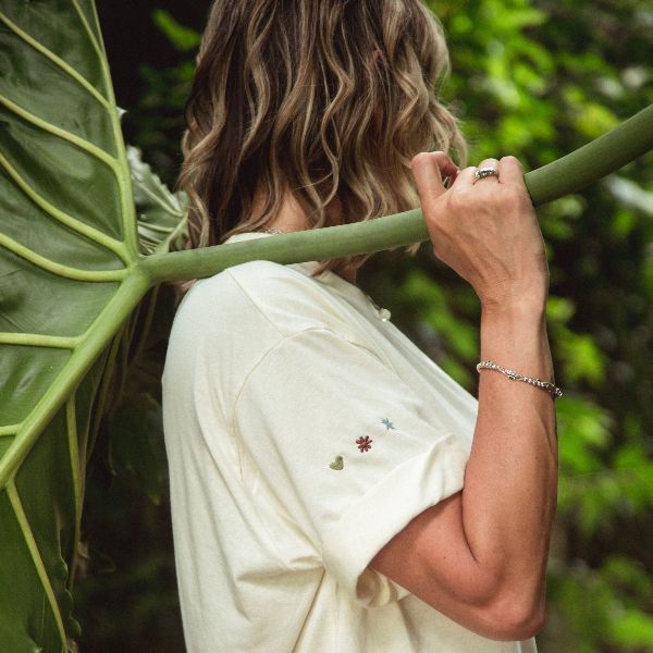 Camiseta Manifiesto Ser Valiente También es Pedir Ayuda