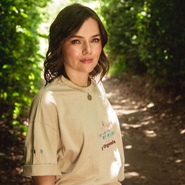 Camiseta Manifiesto La Salud Mental es Real, Valiosa y Urgente