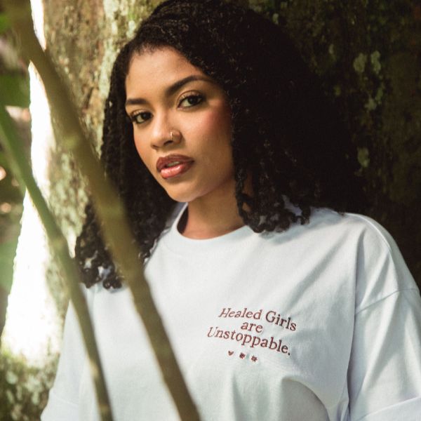 Camiseta Healed Girls Are Unstoppable